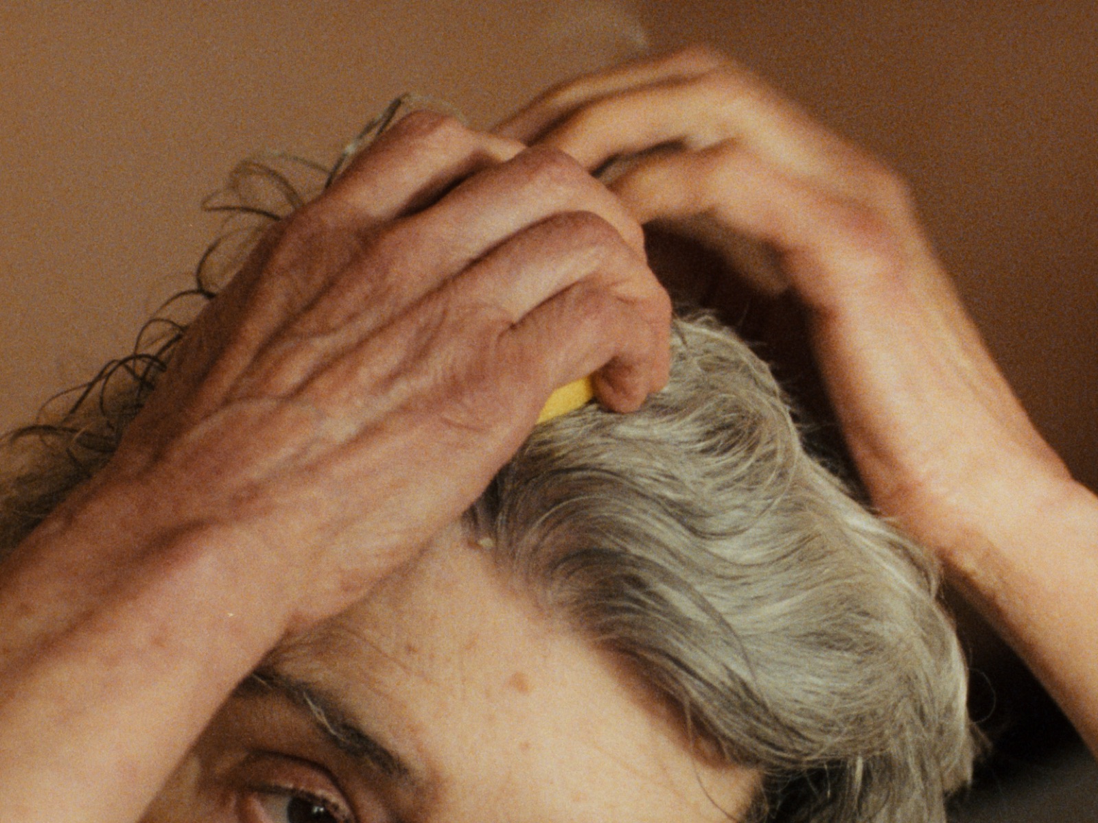 Último Canto — cabelo mao