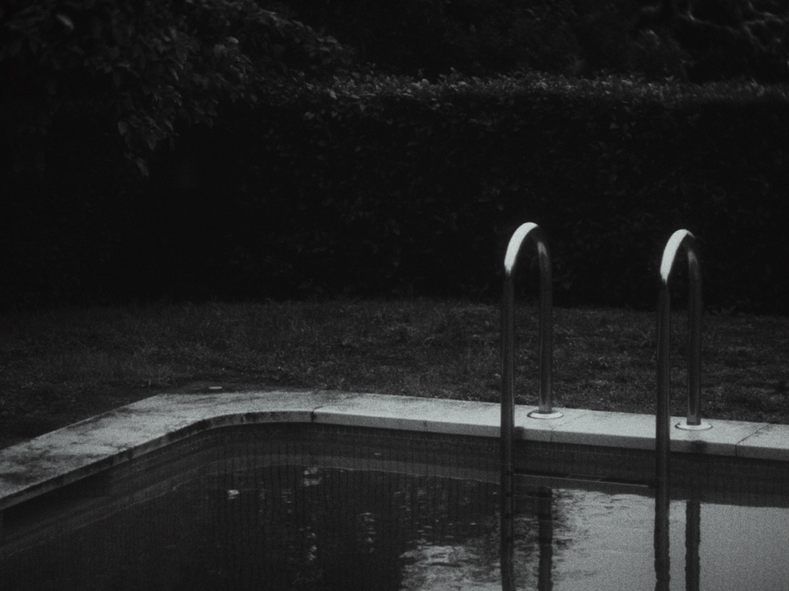Alegria — piscina escada